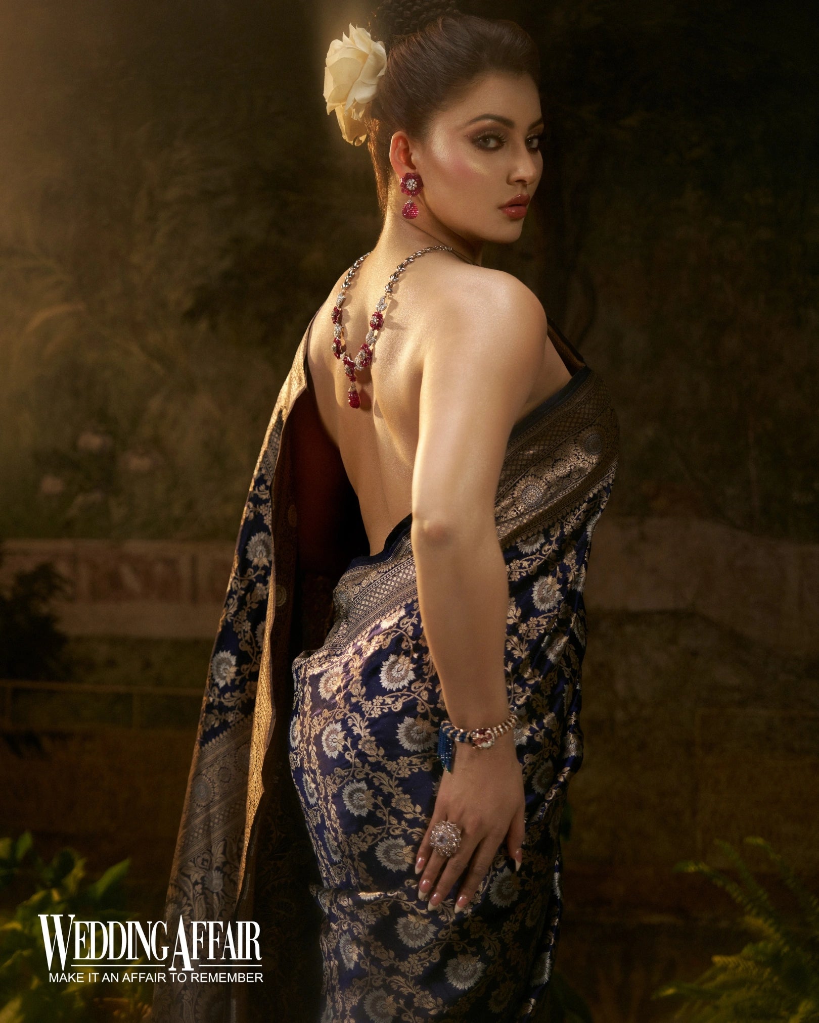 Royal Blue Pure Banarasi Silk Saree with Gold Weave and Zari Border Heavy Pallu