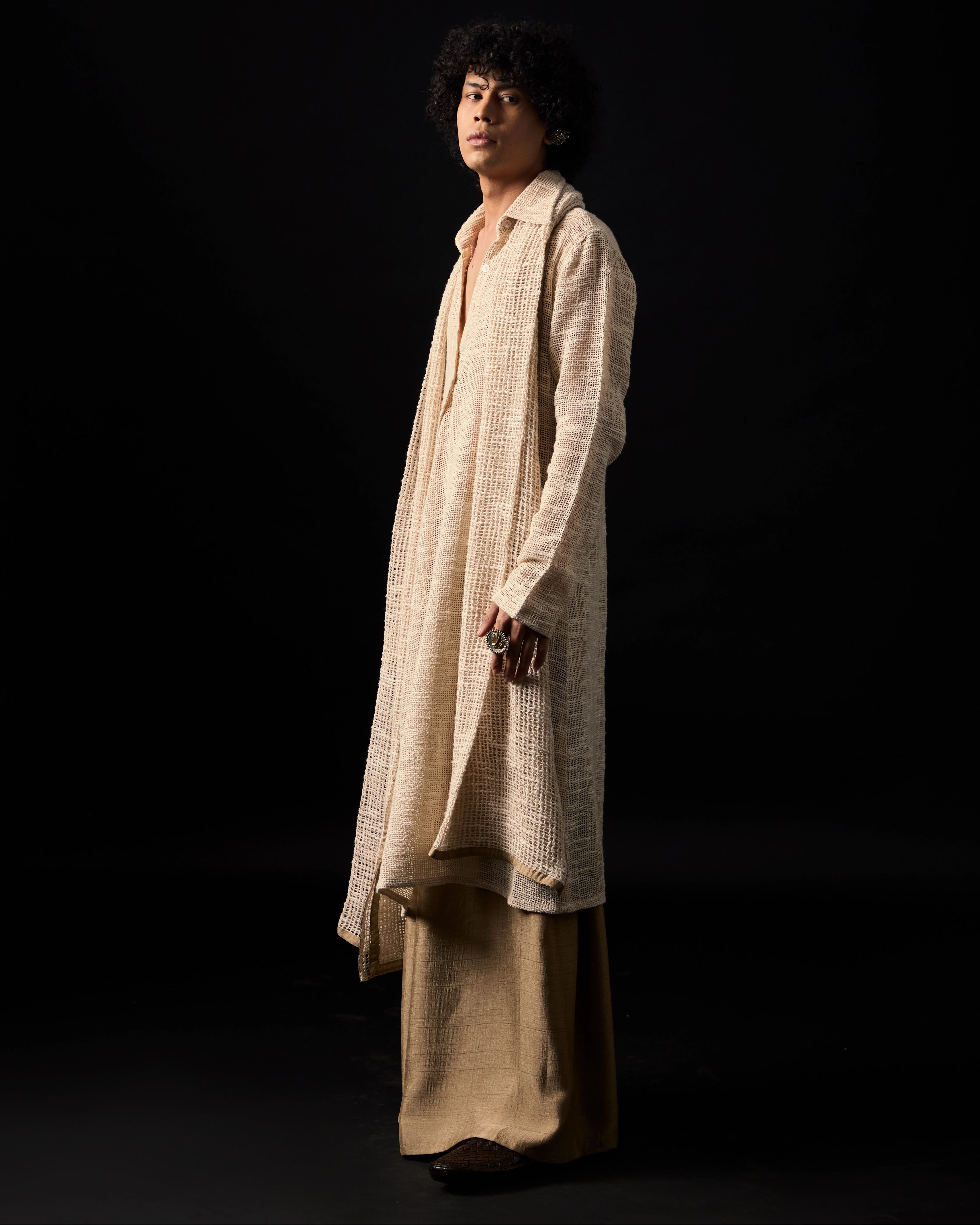 Nomad Long Kurta Set With Relaxed Pants And Long Knit Dupatta