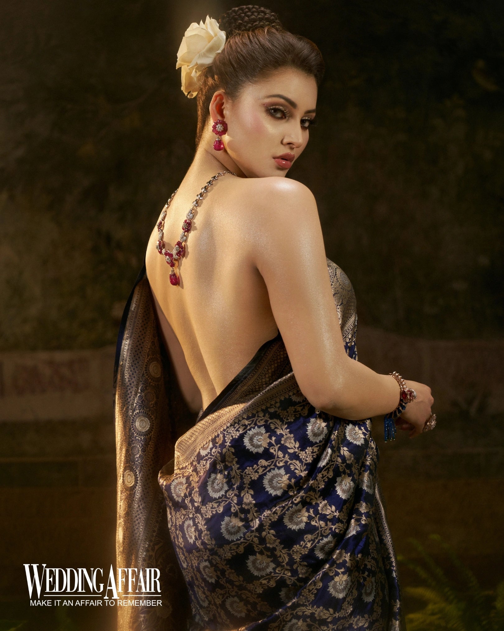 Royal Blue Pure Banarasi Silk Saree with Gold Weave and Zari Border Heavy Pallu