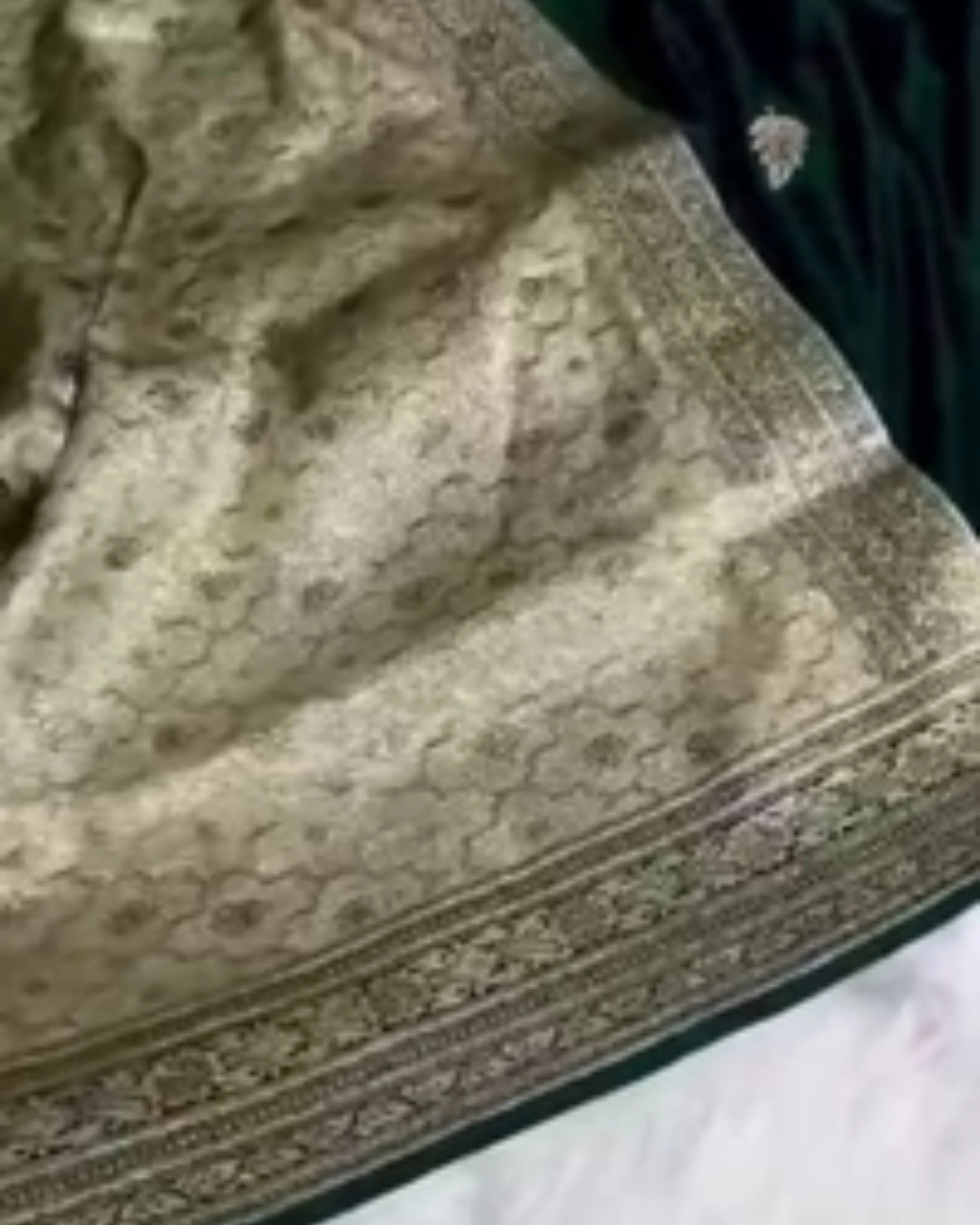 Maroon Pure Banarasi Silk Saree with All-Over Gold Zari Border Floral Leaf Design and Matching Blouse