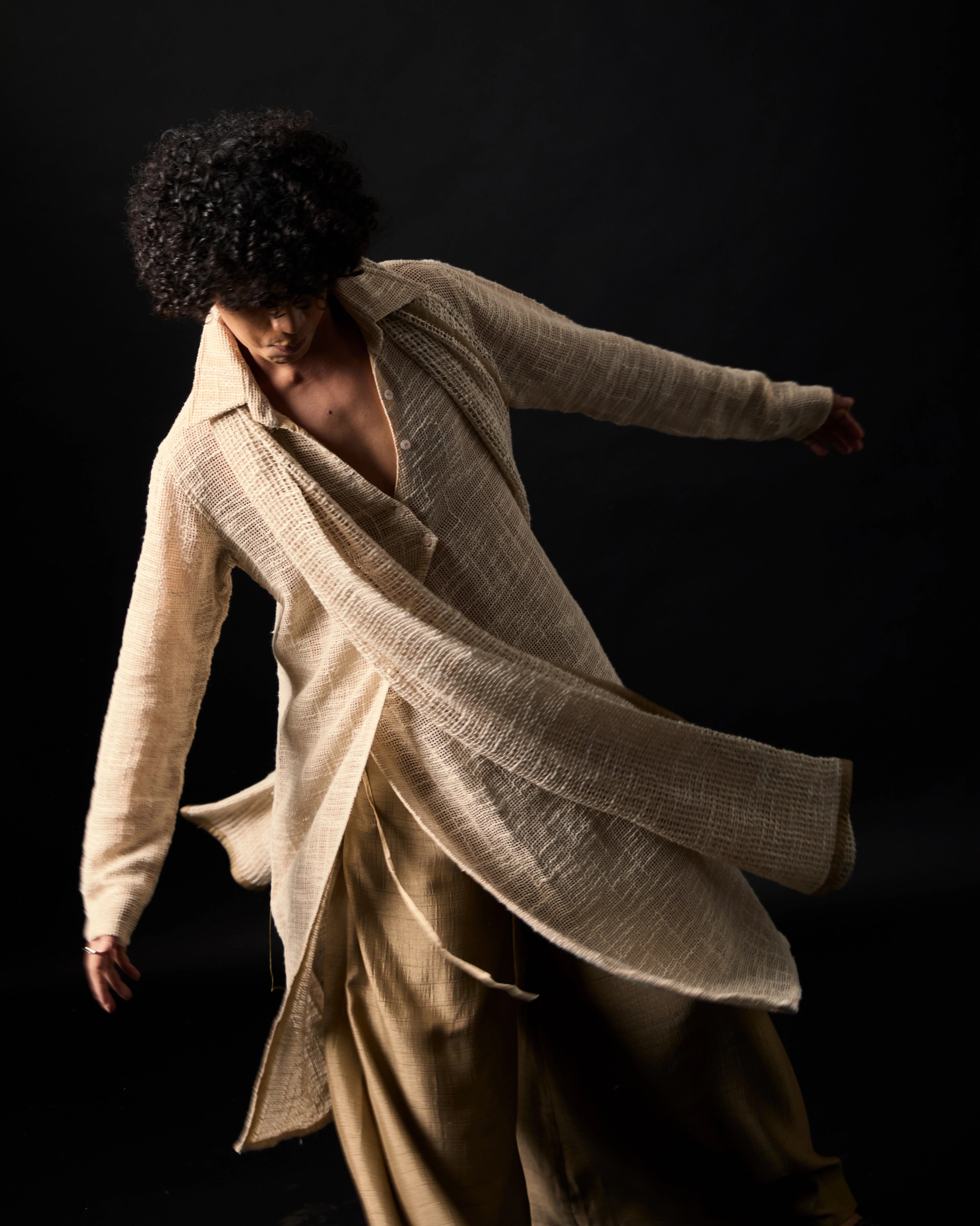 Nomad Long Kurta Set With Relaxed Pants And Long Knit Dupatta