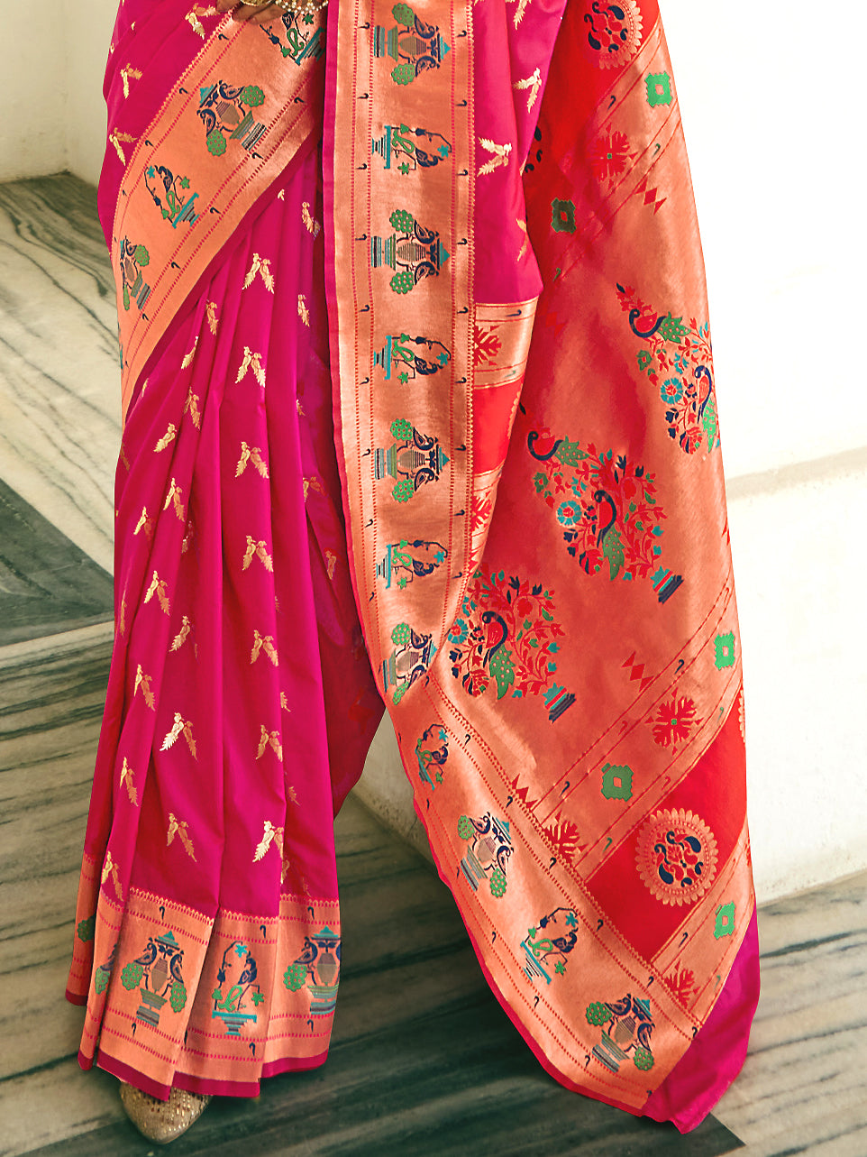 Meera Pink Saree - Nonita Fashion