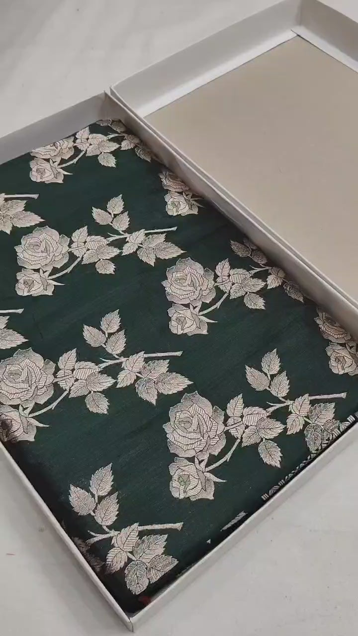 Green Banarasi Silk Saree Golden Zari Work
